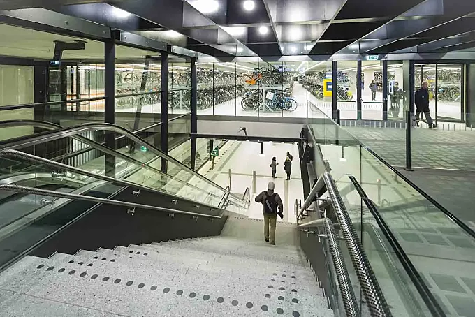 Casi 8.000 plazas te esperan: así es el increíble párking de bicicletas de la nueva estación de Delft