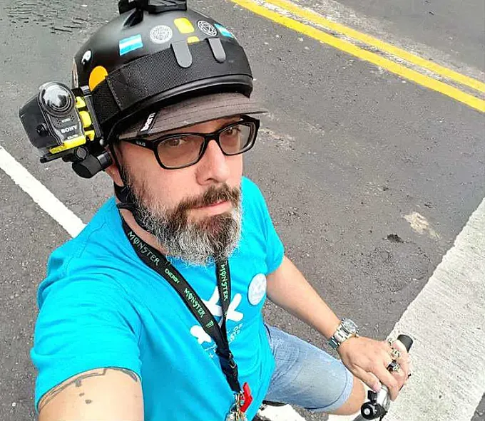 “Hay que hacer entender a la gente que puede usar la bici para todo” (Pablo Lebedinsky, 30DEB Buenos Aires)