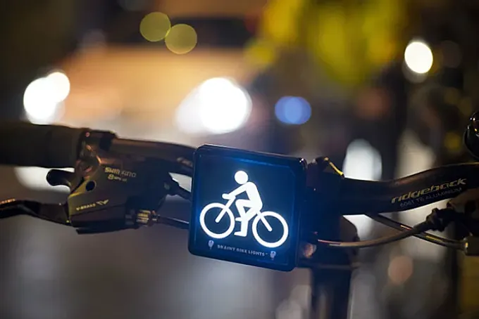 Brainy Bike Lights: sublimando la bicicleta