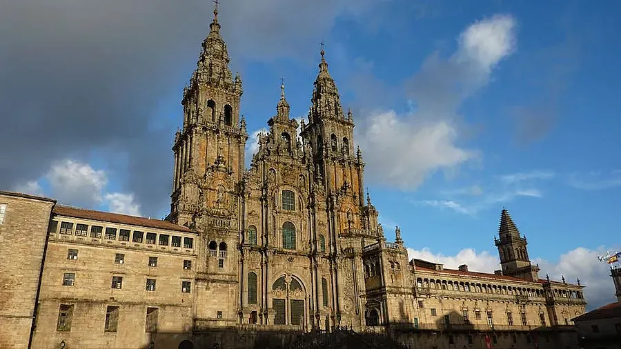 La catedral de Santiago de Compostela, destino final del Camino Francés.