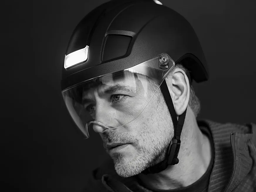 Iluminación de 360 grados y máxima seguridad para e-bikes.