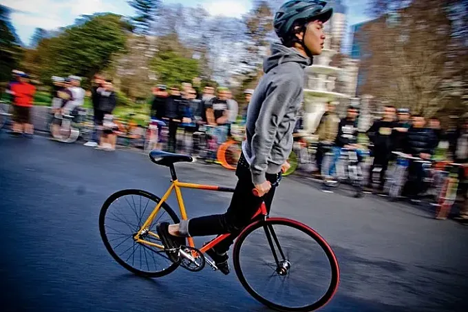 Melbourne: la victoria del ciclismo