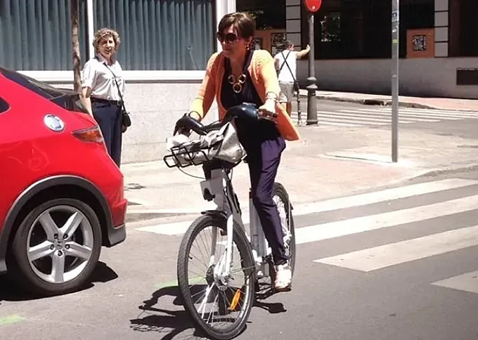 Elisa Barahona: “En Madrid sobran coches”