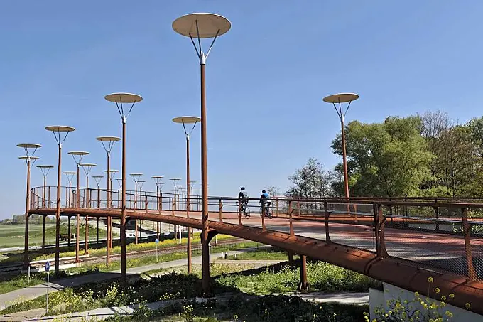 El puente ciclista Jan Waaijer: una autopista hacia el cielo