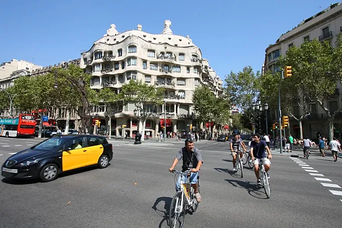 El Eixample de Barcelona aprueba una propuesta de ERC para matricular las bicicletas