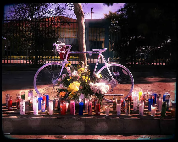 Los Angeles homenajeará a los ciclistas fallecidos con señales permanentes