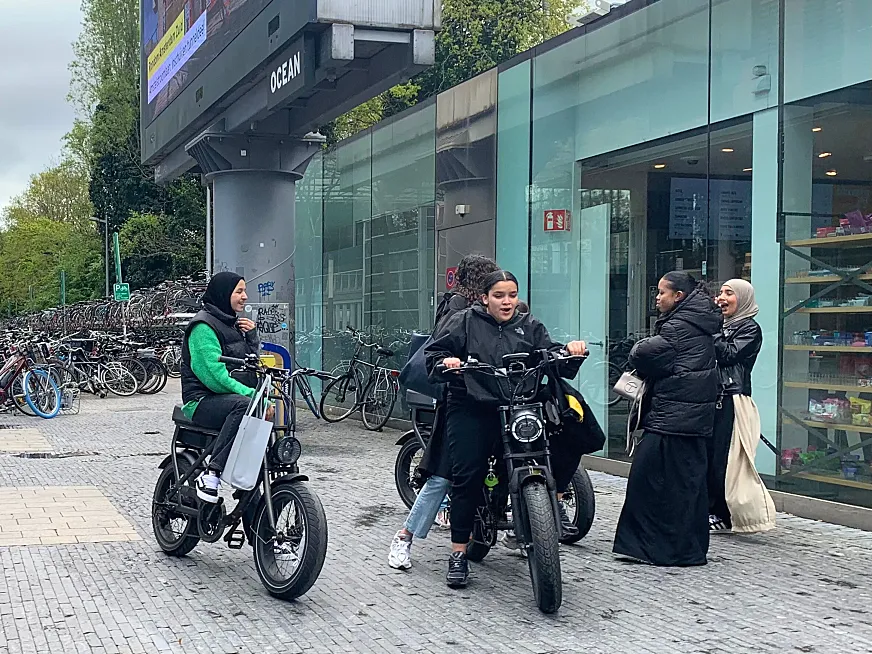 Debate en Ámsterdam en torno al uso de las Fat Bikes. (Foto: Meredith Glaser, Urban Cycling Institute)