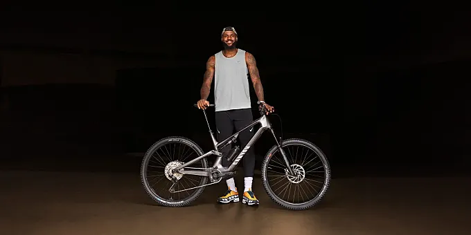 LeBron James y las bicicletas: el astro del baloncesto se suma al equipo Canyon