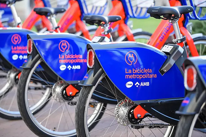 AMBici ofrecerá 2.600 bicicletas eléctricas compartidas para la corona metropolitana de Barcelona