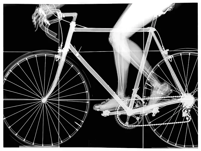 Hasta el hueso: las radiografías ciclistas de Paul Perret