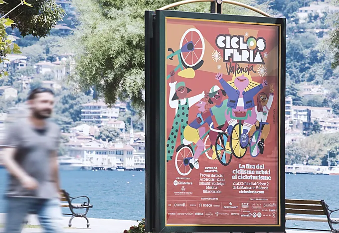 Valencia se viste de Ciclosferia: ¡el cartel de la feria se exhibirá en las calles de la ciudad!