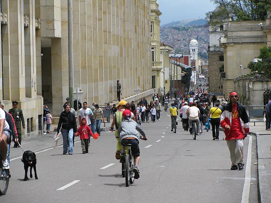 La Ciclovía es parte imprescindible de la vida social de Bogotá.