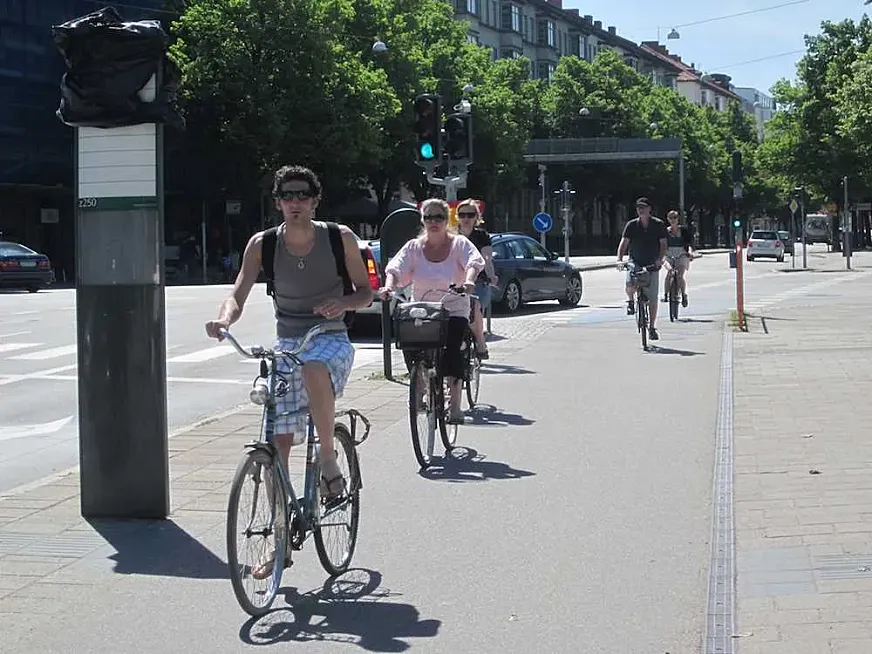 Ciclistas en Malmö, Suecia. (Foto: Walk Eagle Rock, Flickr).