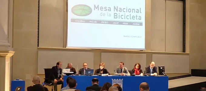 Mesa Nacional por la Bicicleta: “Necesitamos más inversión en infraestructuras, seguridad y educación”