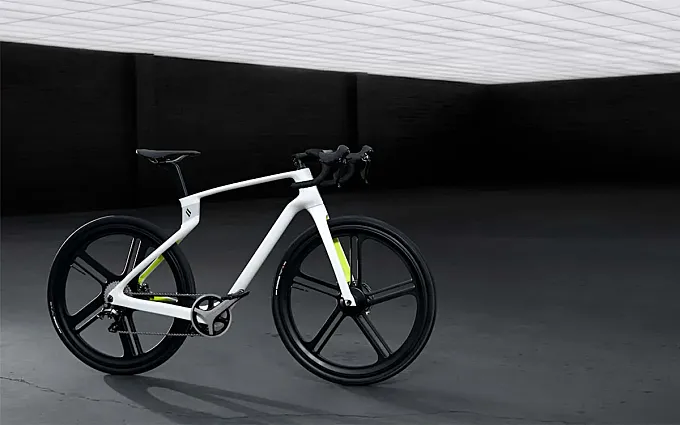 Superstrata: la primera bicicleta unibody de fibra de carbono impresa en 3D
