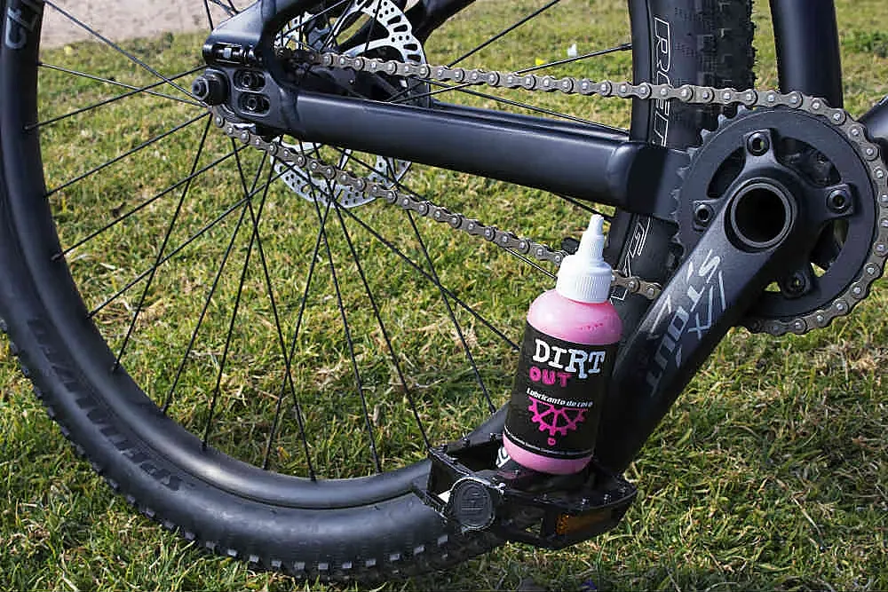 Dirt Out, nueva marca de productos de limpieza y mantenimiento de bicis.