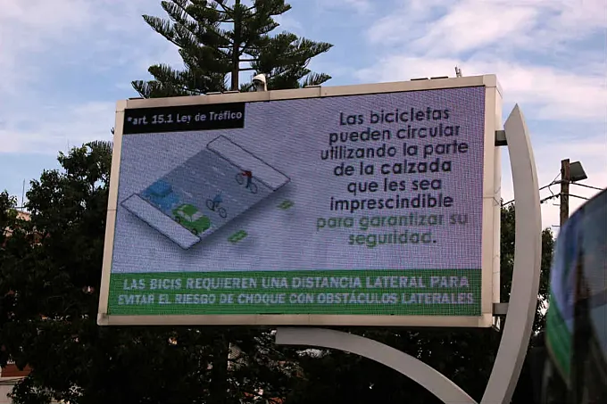 Cádiz estrena una campaña para defender la seguridad de los ciclistas en la calzada