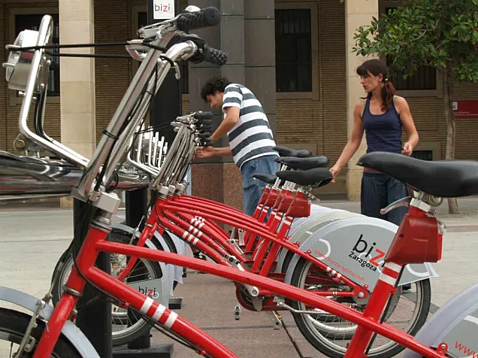 Bizi, el sistema de bicicleta compartida de Zaragoza, obtiene un notable de sus usuarios