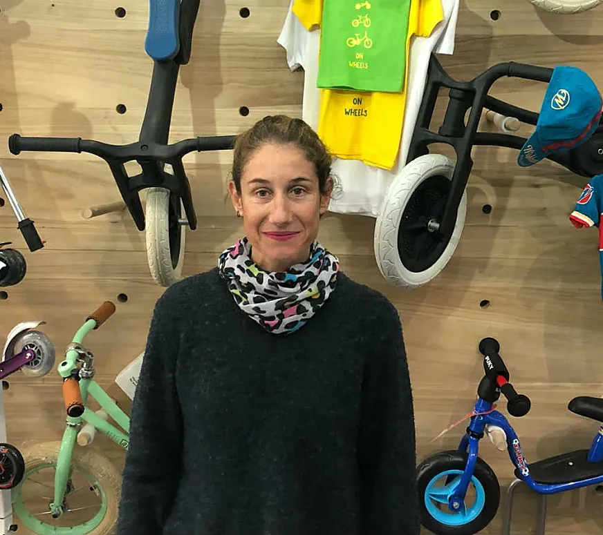 La responsable de la tienda de bicicletas infantiles Kids on Wheels, Iuren Aldecoa.