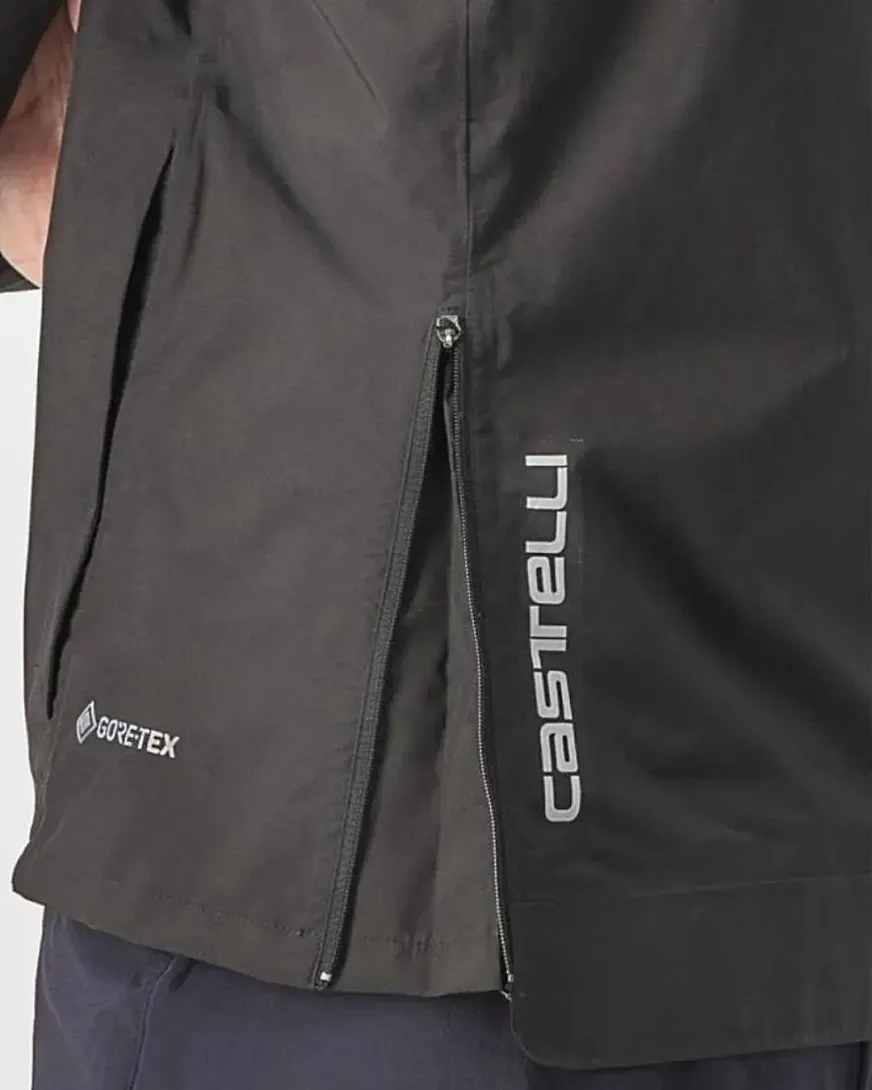 La chaqueta Castelli Trail Endurance GT no solo te aísla, sino que te también te mantiene seca y te protegerá contra el viento.