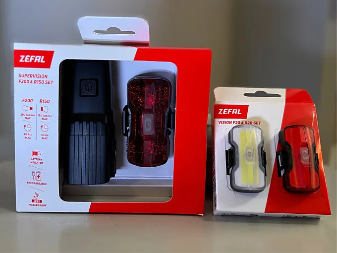 Enciende la luz: probamos los set de luces Zéfal Vision y Supervision