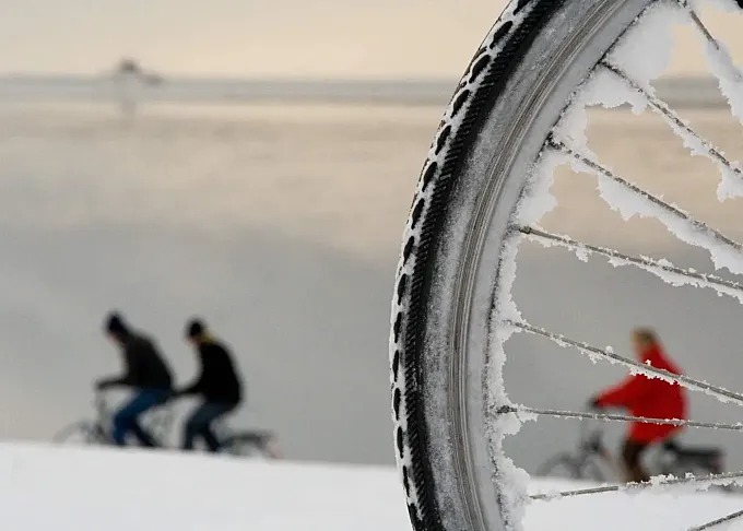 Ciclismo y nieve: consejos sobre bicicletas y frío en el Ciclodiario