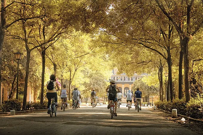 Las ciudades con más ciclistas y peatones crean más riqueza
