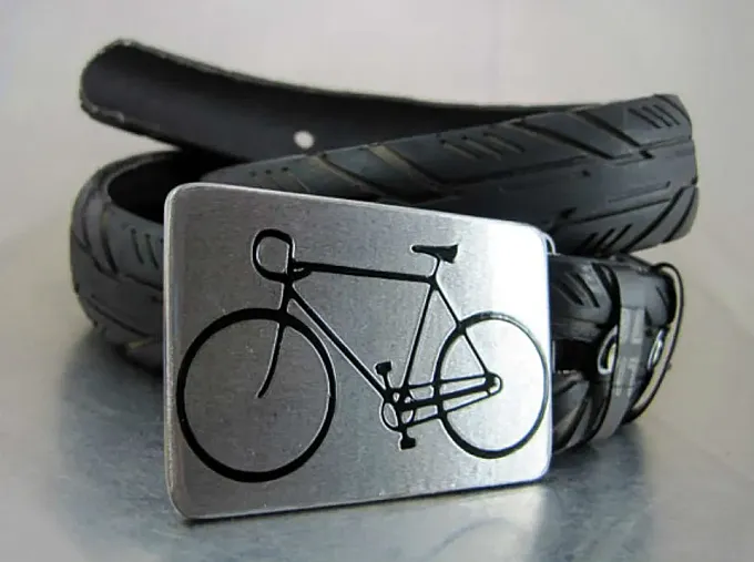 Un regalo muy original: hebillas ciclistas