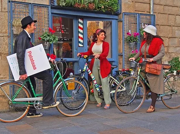 Girona Cycle Sexy: ponte guapo y… ¡súbete a la bici!