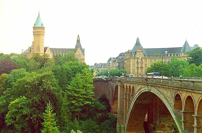 Luxemburgo, primer país del mundo que tendrá transporte público gratuito
