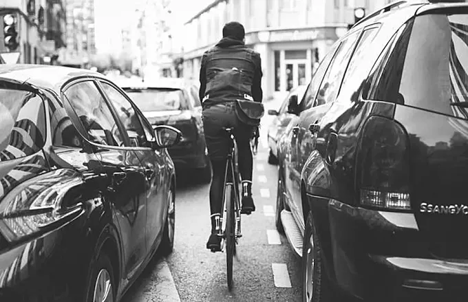 ‘La revolución silenciosa’: una mirada al ciclismo urbano como arma de futuro