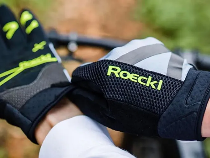 Guantes de ciclismo Roeckl Sport: tecnología alemana en tus manos