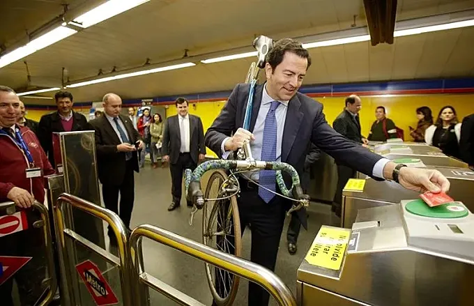 Metro de Madrid amplía el horario de acceso para las bicicletas