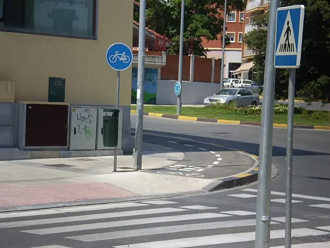 Pamplona construirá 30 nuevos km de carril bici… que no convencen a los ciclistas