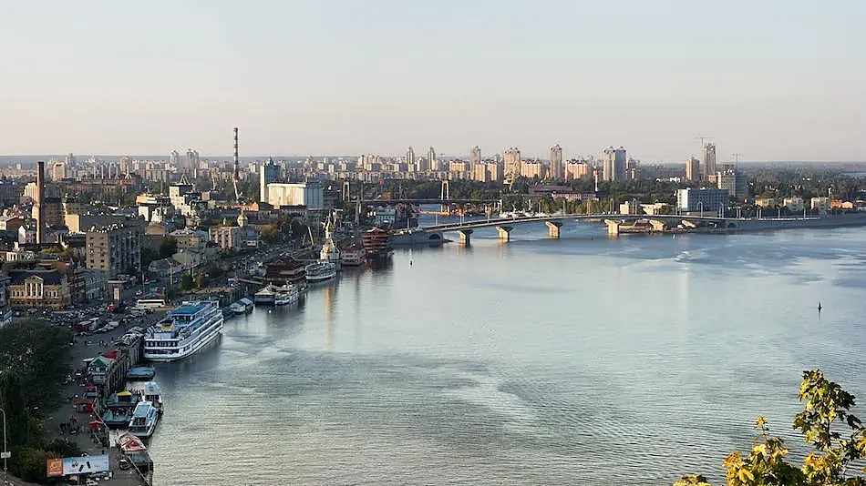 Vista aérea del skyline de Kiev.