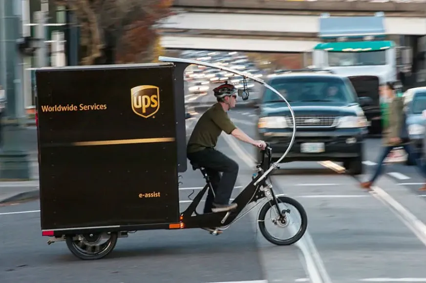 Bicicleta de carga UPS.