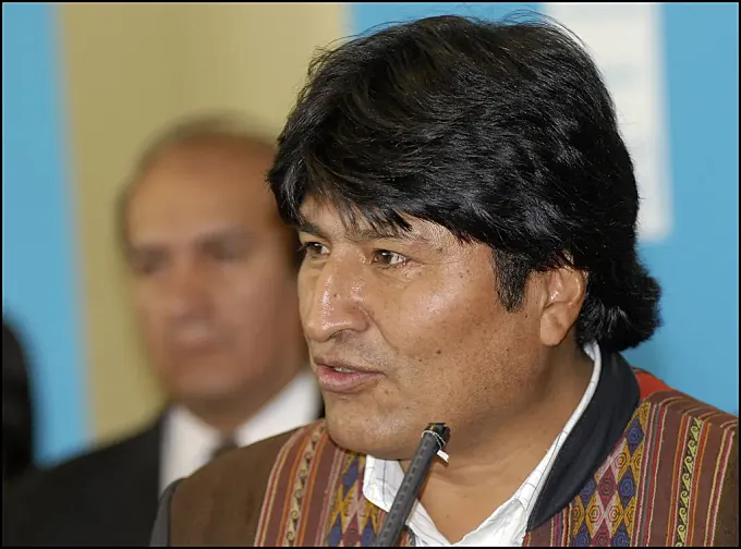 Evo Morales planteará ante la ONU que haya un Día Mundial del Peatón y el Ciclista