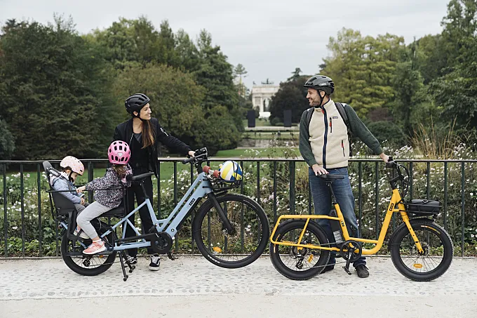 Santafixie amplía su catálogo con las bicicletas eléctricas de SUM Bicycles