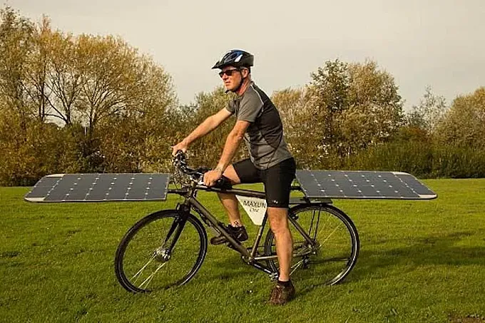 Un holandés inventa una bici eléctrica alimentada por energía solar