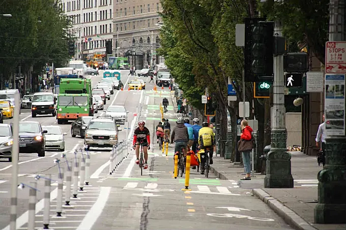 Obama impulsa la inversión en infraestructuras ciclistas