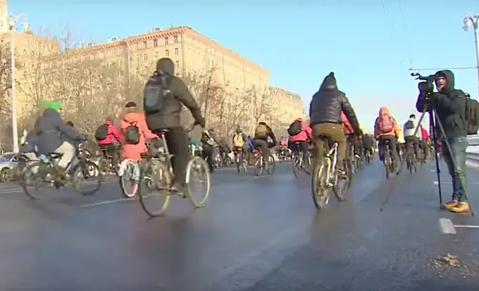 Bicycle Parade en Moscú: un paseo ciclista… a -28º