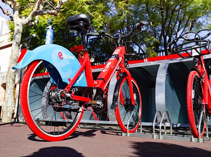 Ya está en marcha e-Bicibox, el sistema de e-bike públicas en los alrededores de Barcelona