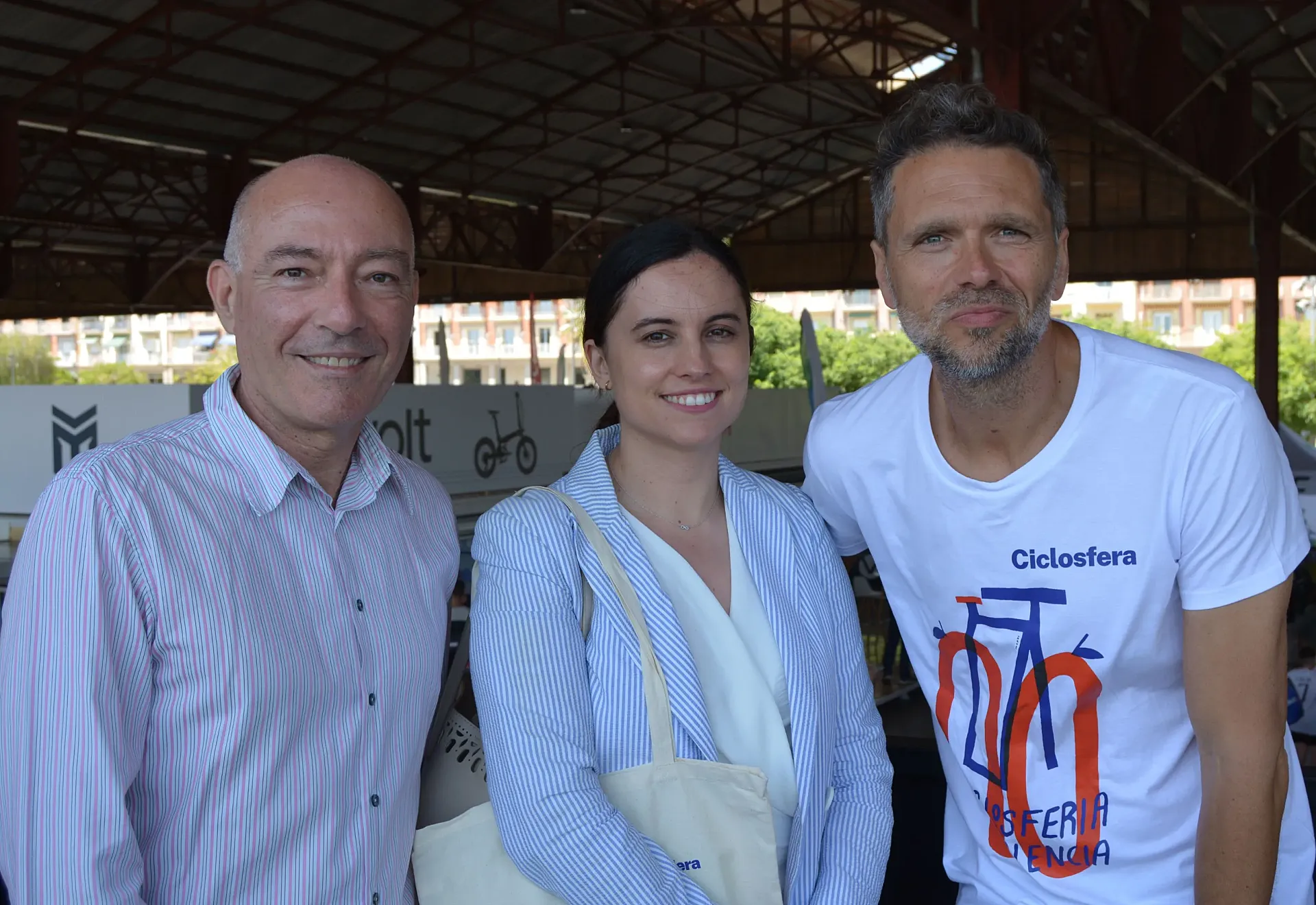 Jesús Carbonell (Concejal de Movilidad de Valencia), Elena Ayllón (Directora General de Movilidad de Valencia) y Rafa Vidiella (Director de Ciclosfera) en Ciclosferia 2024.