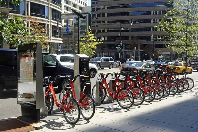 Washington ofrece un alquiler de bicicletas para personas sin recursos