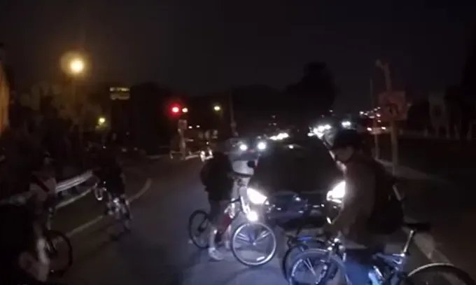 Juzgan a un ciclista por incidentes en la Masa Crítica de San Francisco