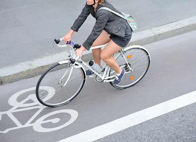 Albacete instala contadores de bicicletas en sus carriles bici