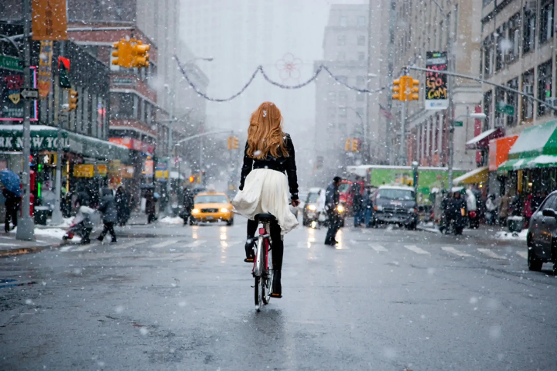 Ciclistas de todo tipo posaron (de espaldas) para Bridget Fleming en Nueva York.