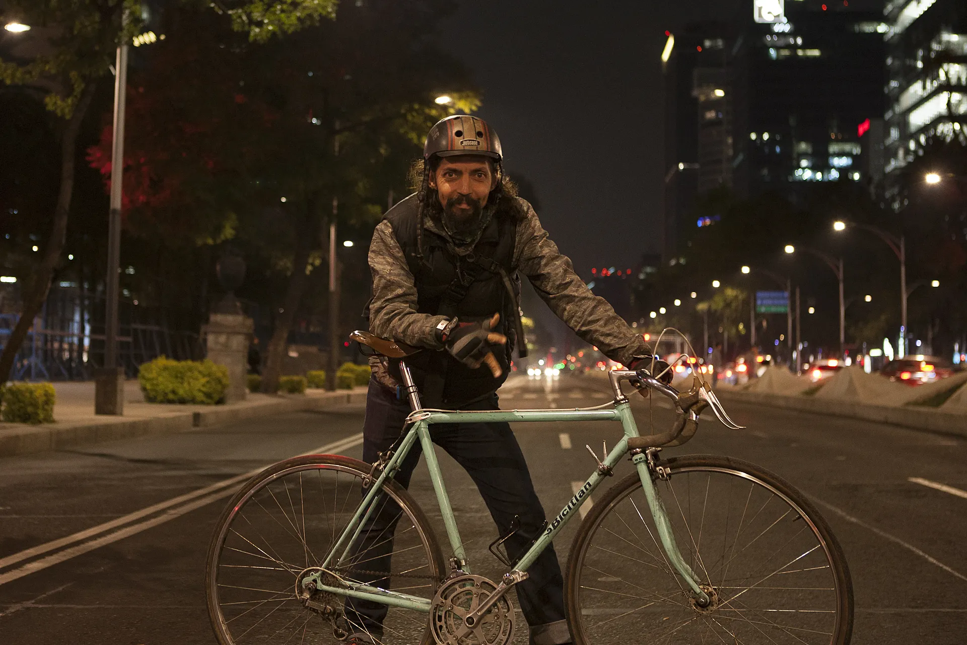 Nos ha dejado Zopi, pero nos hemos guardado un buen cachito de él en las páginas de 'Ciclosfera' #48.