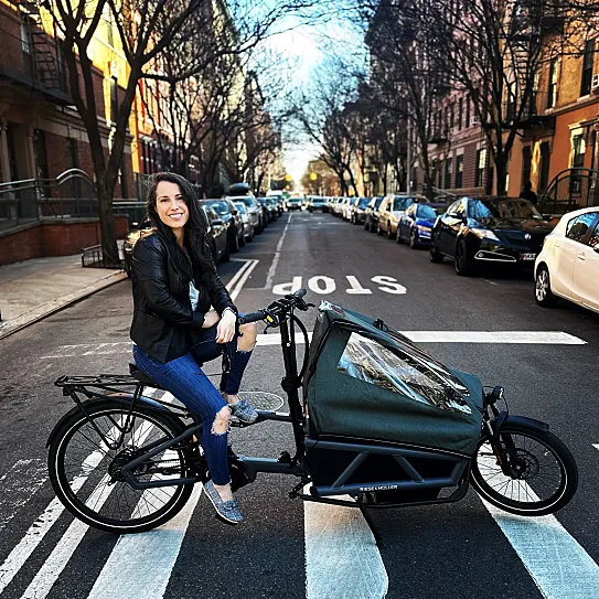 "Lo que más me gusta es estar siempre disponible para contestar preguntas" (Maddy Novich, Cargo bike Momma)