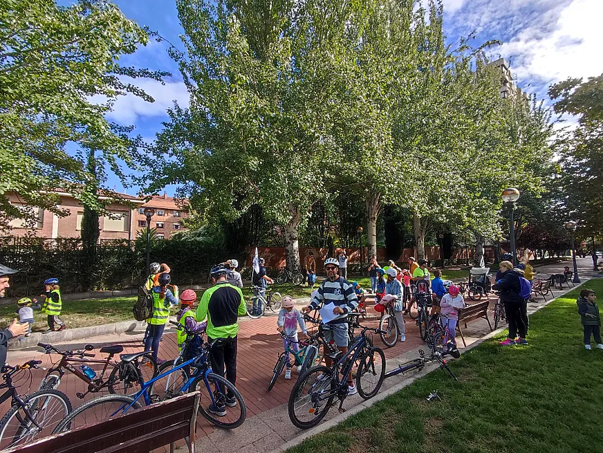 ¿Te animas a pedalear entre pájaros?